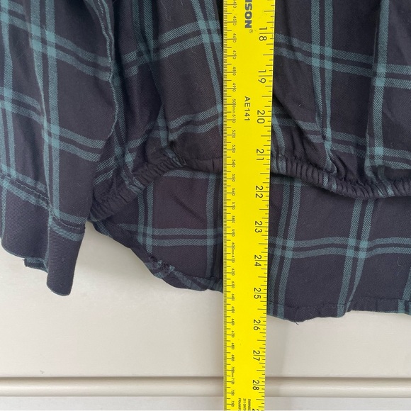 MADEWELL Plaid Black Green Collared Wrap Front Top Small - Picture 8 of 9